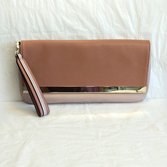 Nine West Clutch Purse-Carmel/Beige with Gold Toned Accents - Picture 2 of 14